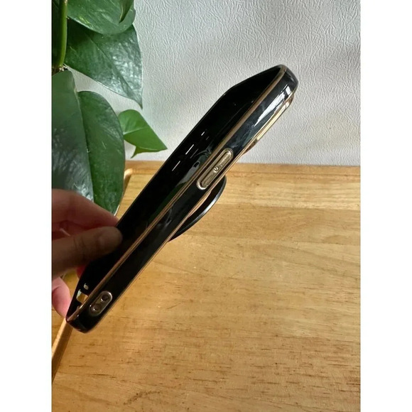 iPhone 15 Pro Max black and gold phone case - Picture 10 of 11